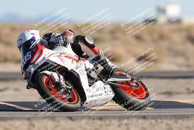 media/Dec-07-2025-CVMA (Sun) [[3e7d2de5dc]]/Race 11-Formula 2-CVMA Hooligans-American Thunder/